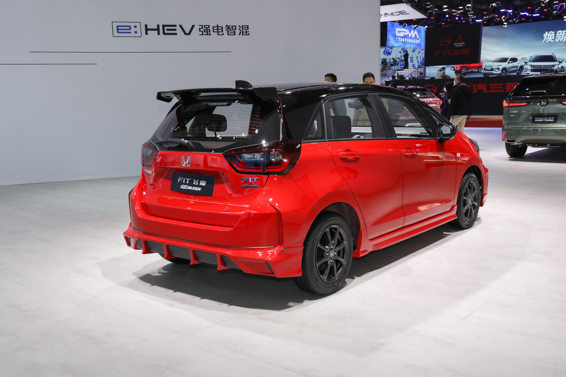 本田飞度無限MUGEN版，运动套件加持更个性，售价9.68万元