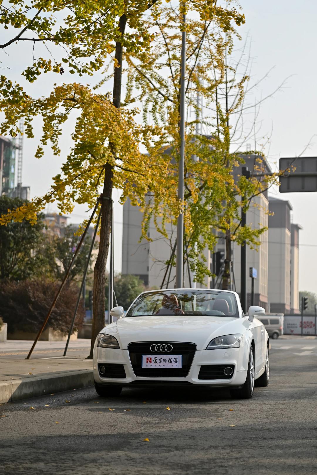 奥迪tt敞篷2021款落地多少钱,奥迪tt2021敞篷款报价