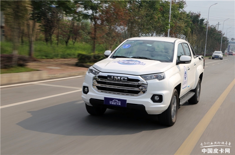目前江铃皮卡最好的是哪一款,江铃皮卡4h和4l有什么区别