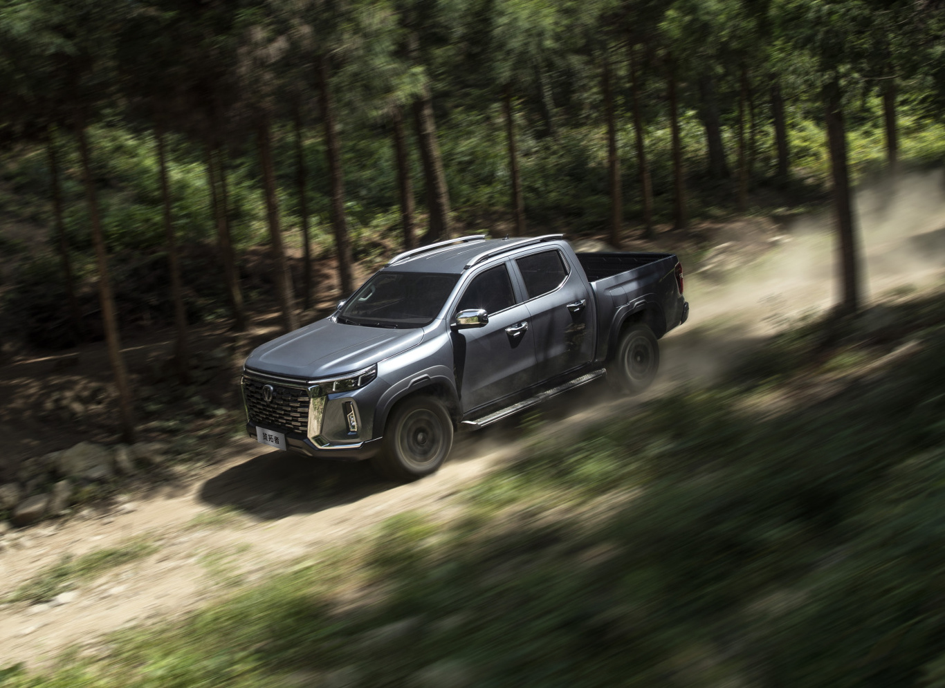 长安览拓者是全球车型吗,长安览拓者怎么样值得购买吗