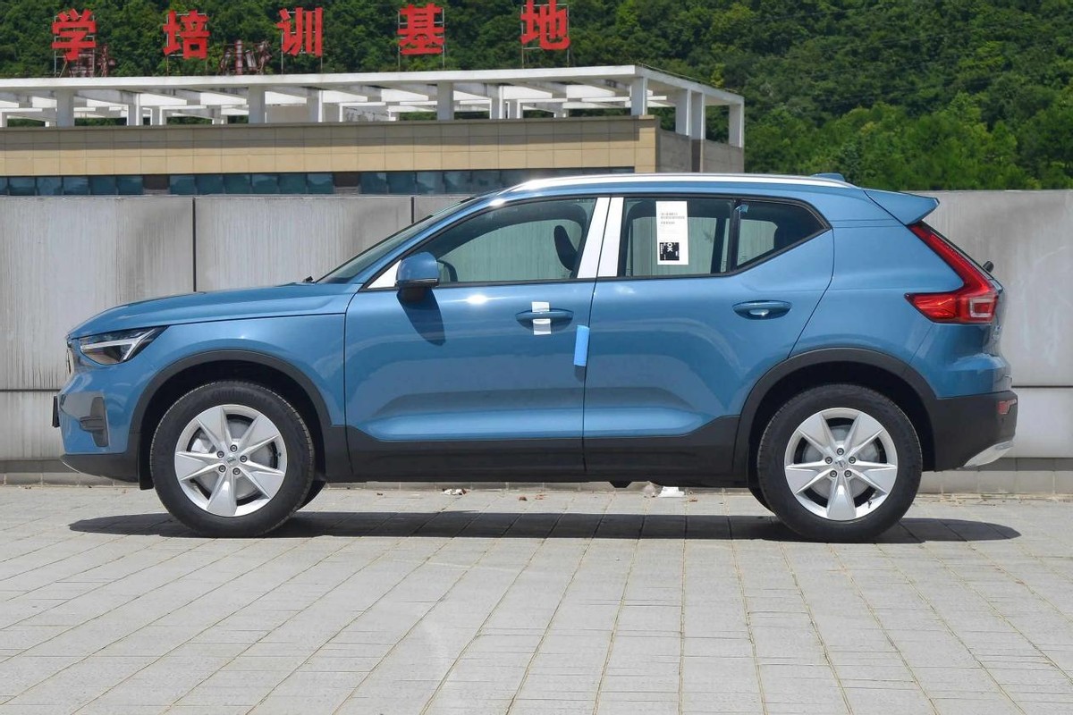 两三年内的沃尔沃xc40值得买吗,23款沃尔沃xc90落地价