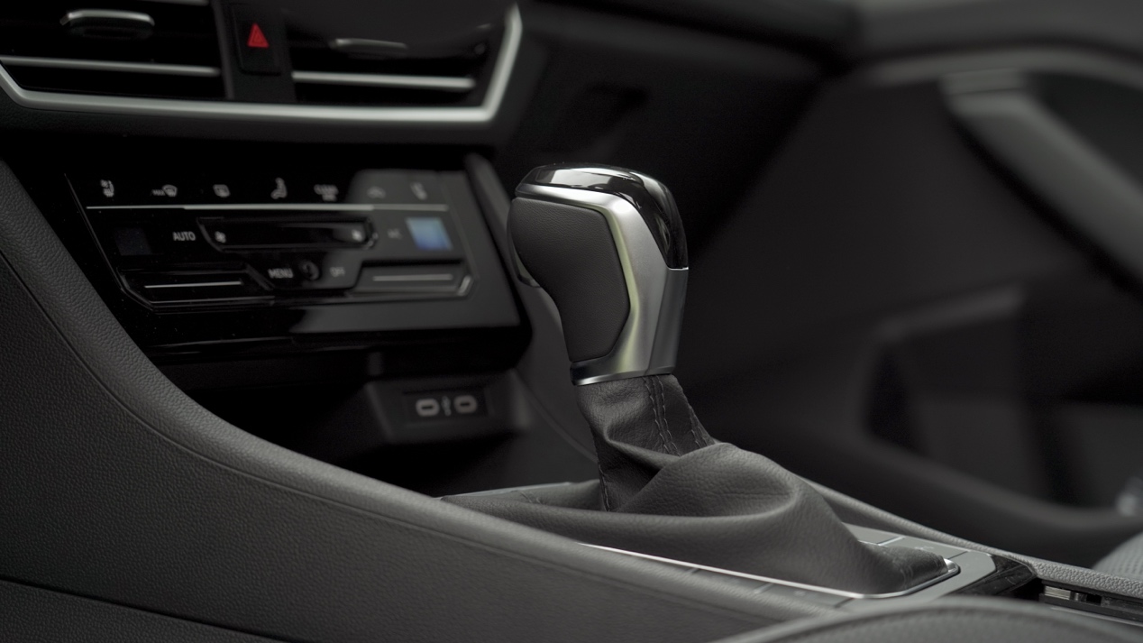 速腾300tsi落地版,23款速腾300tsi超越版试驾