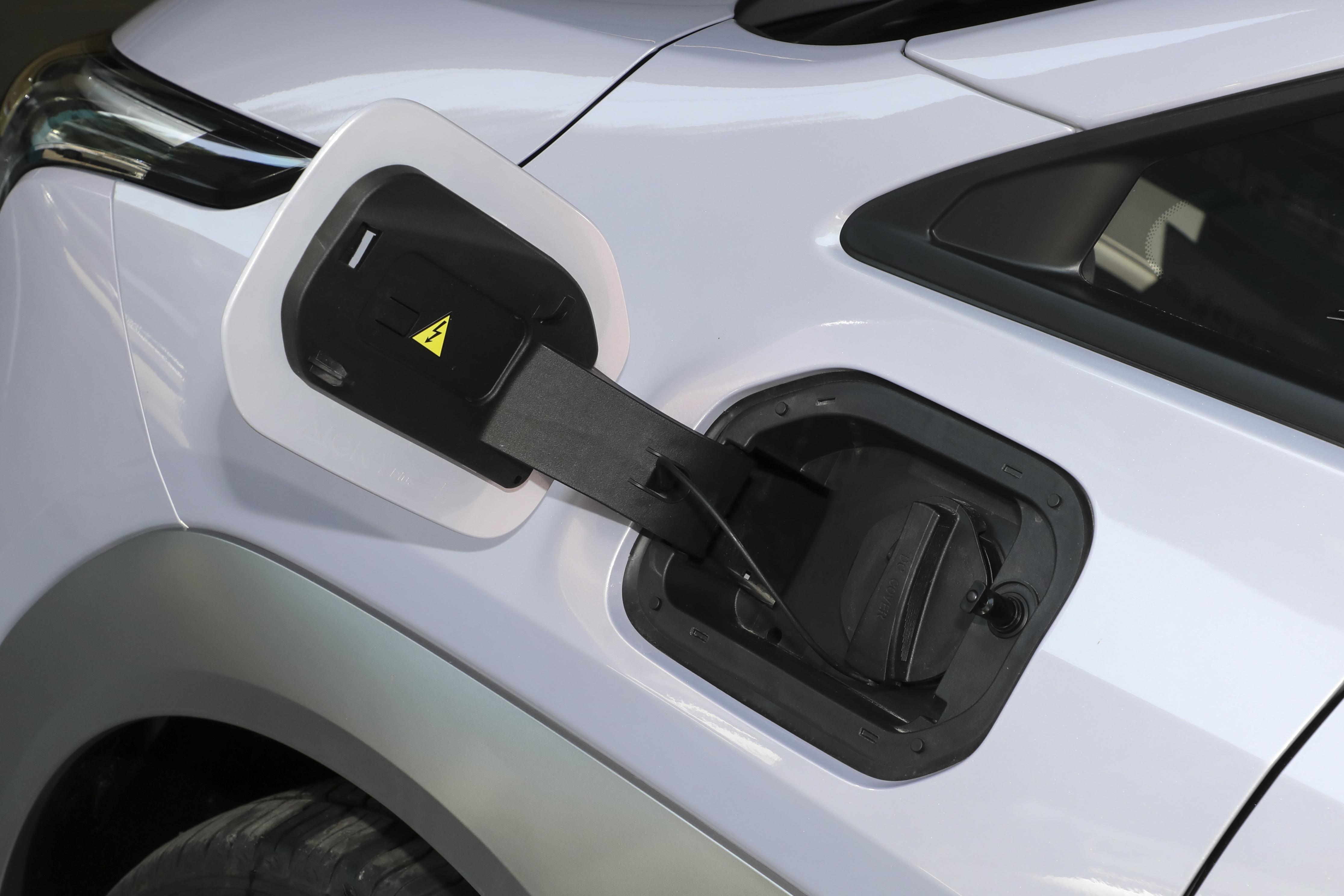 预算15万选这小车错不了，性价比十足，年销量力压比亚迪宋PlusEV