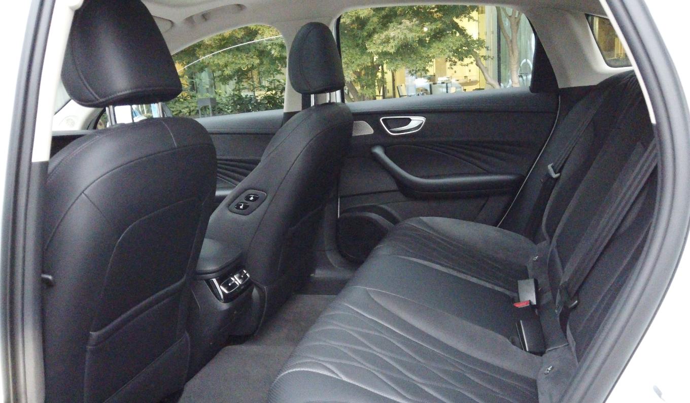 荣威d7测评懂车帝,荣威d7混动车主真实测评