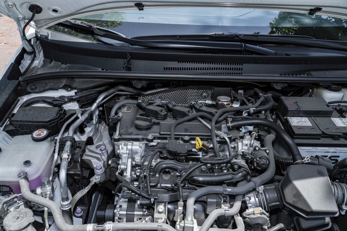 日系丰田车真的皮薄不安全吗,日系省油但不安全