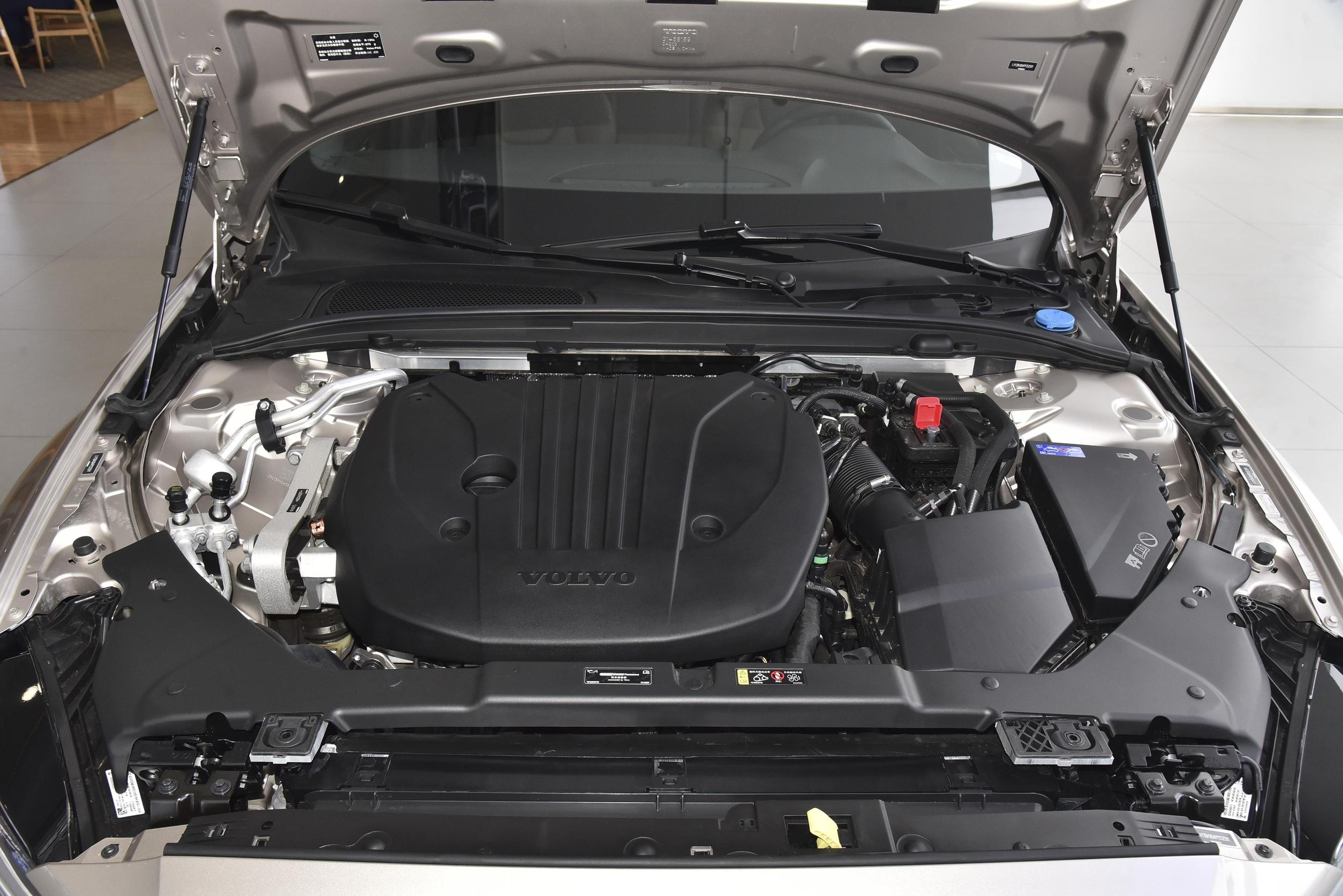 沃尔沃s60有哪些安全配置,新款沃尔沃s60有哪些变化