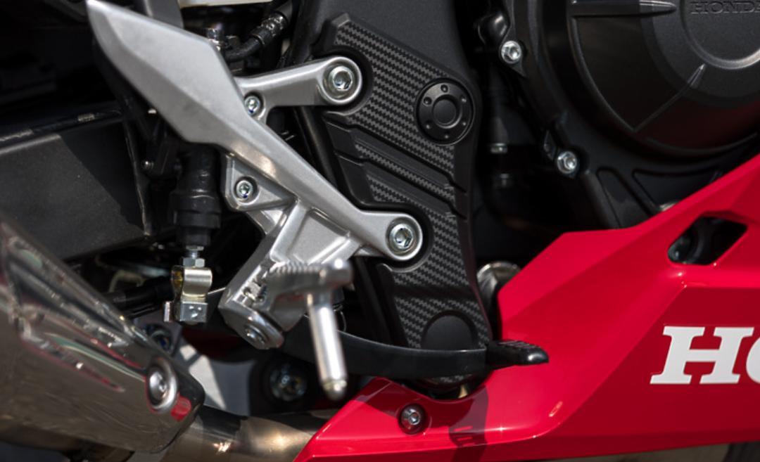 2024本田cbr500r座高比400r高吗,本田2024款cbr500r