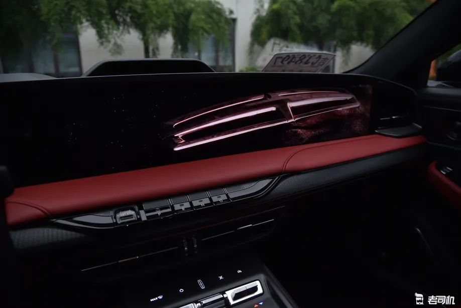 林肯顶级豪华轿车,林肯27寸大屏幕新车