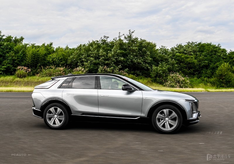 凯迪拉克全新电动suv,凯迪拉克新款电动suv