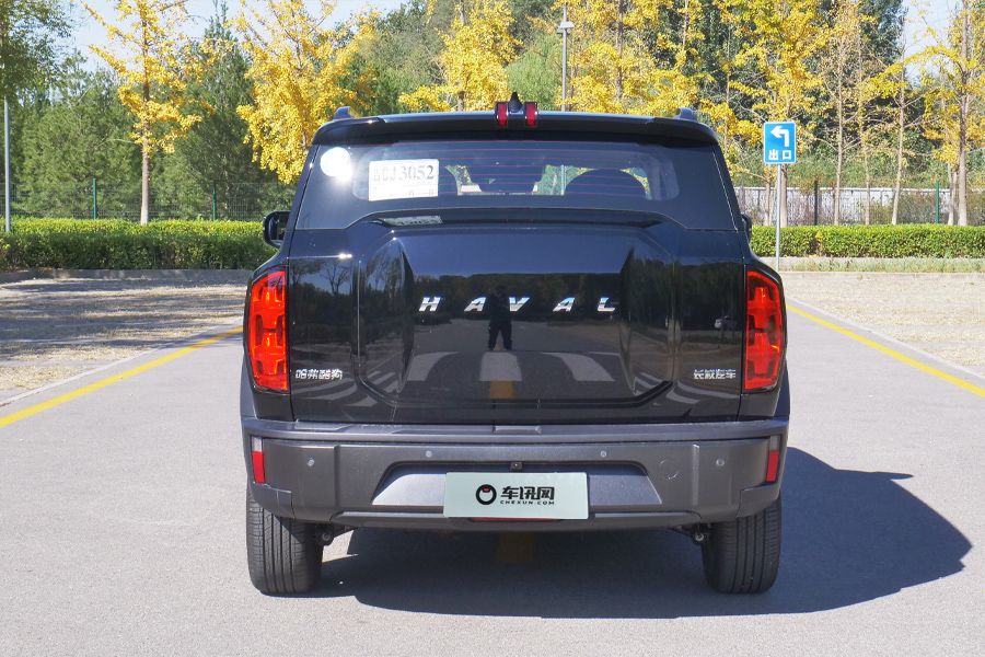 15万左右的车推荐年轻人空间大,15万上路的车推荐