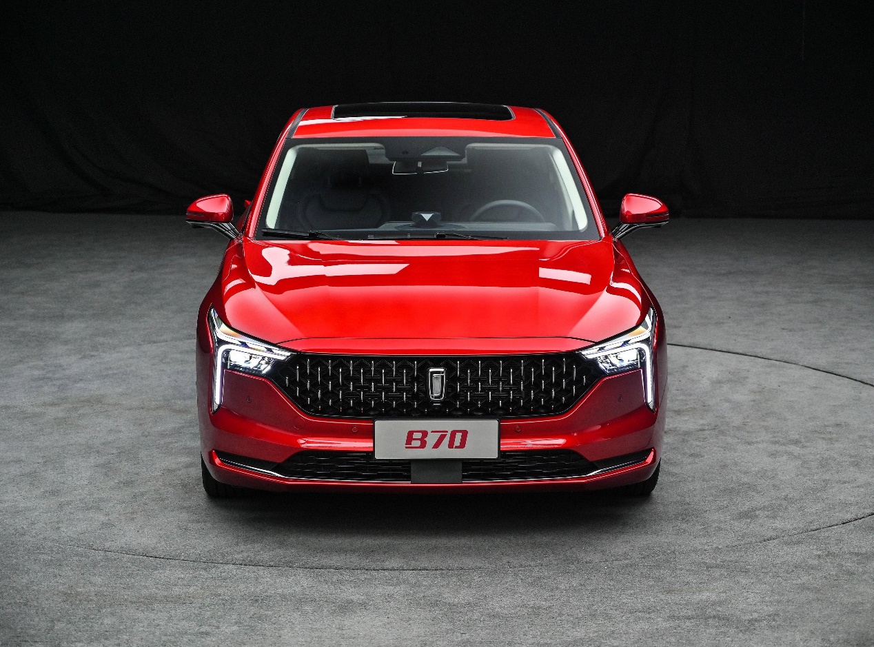 买家轿选掀背全新第三代奔腾b70,最新款奔腾b70真实车主感受