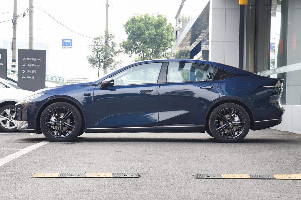 二十万电动车王炸,20万级电轿王炸全是干货