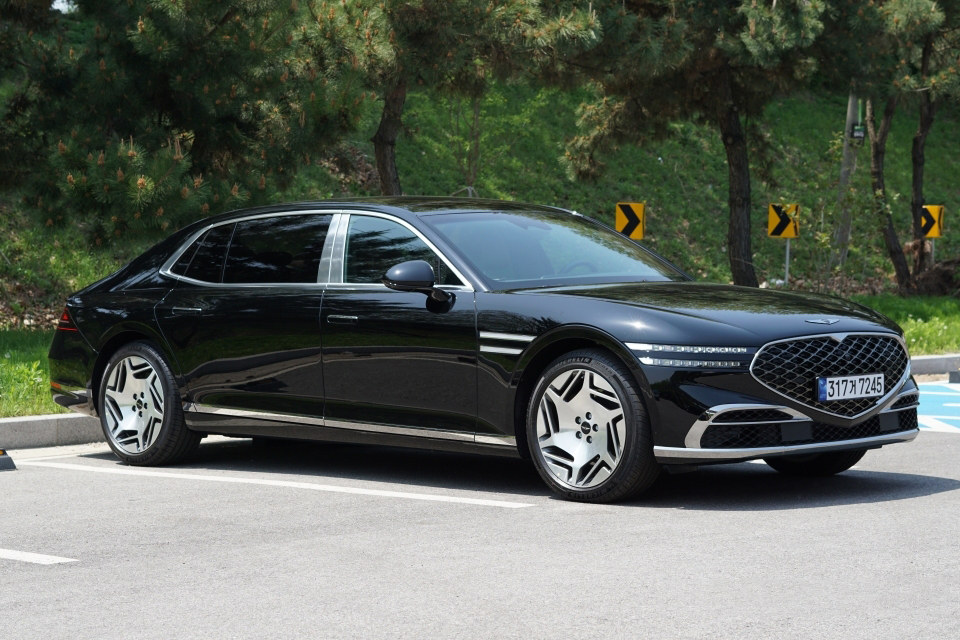 韩系动向,韩系高端车捷尼赛思gv70发布