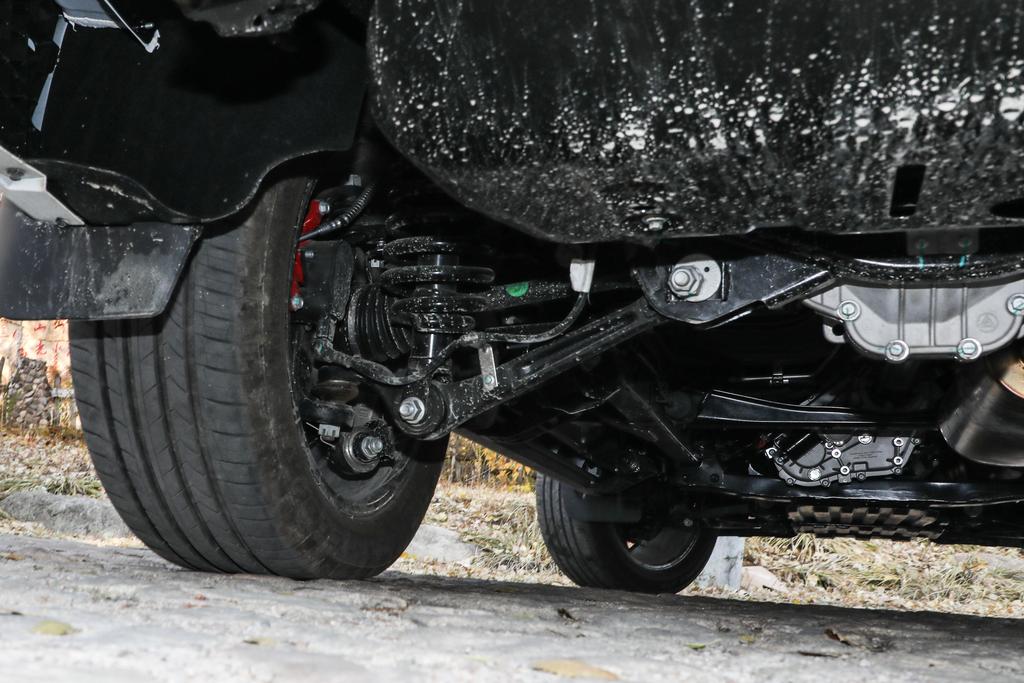 不玩越野有必要买北京bj60吗,北京bj60的配置和哪些合资车相当