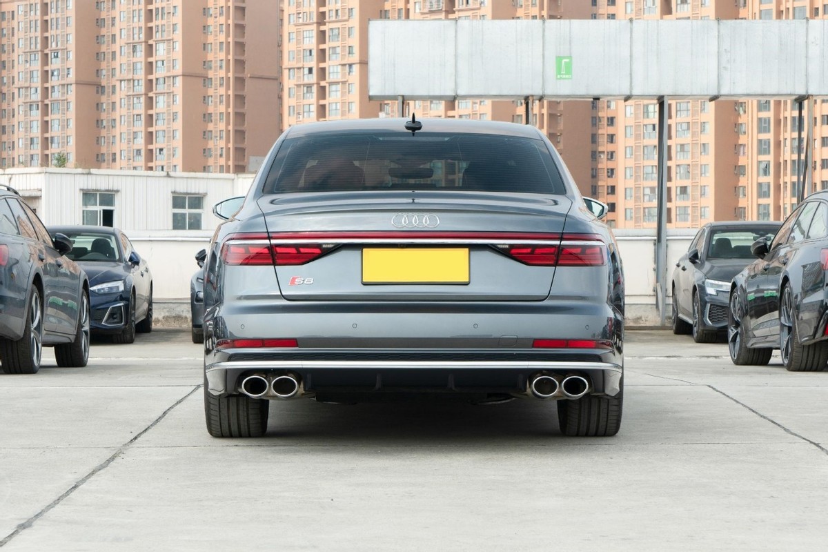 车长超5米配2.0t,车长五米配v6发动机