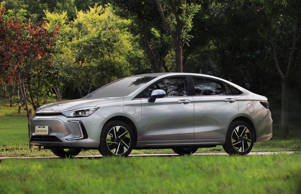 买车租电eu5plus,买车租电池划算