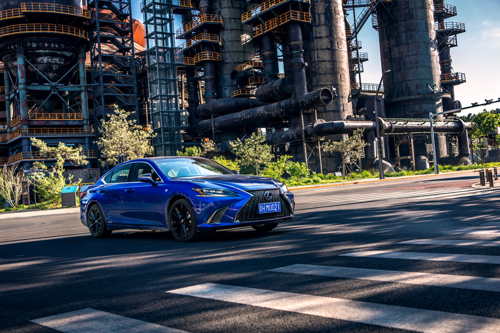 雷克萨斯混动es300h怎么开,雷克萨斯混动es300好不好