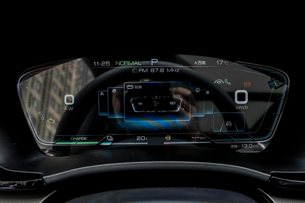 省油好开，能遥控驾驶，15.28万起，比亚迪宋PLUSDM-i成家用首选