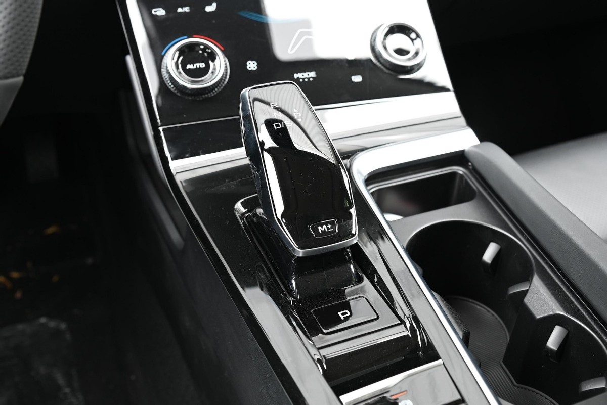 全新第三代奔腾b70不靠想象靠实力,奔腾b70新款2024款都有什么特点