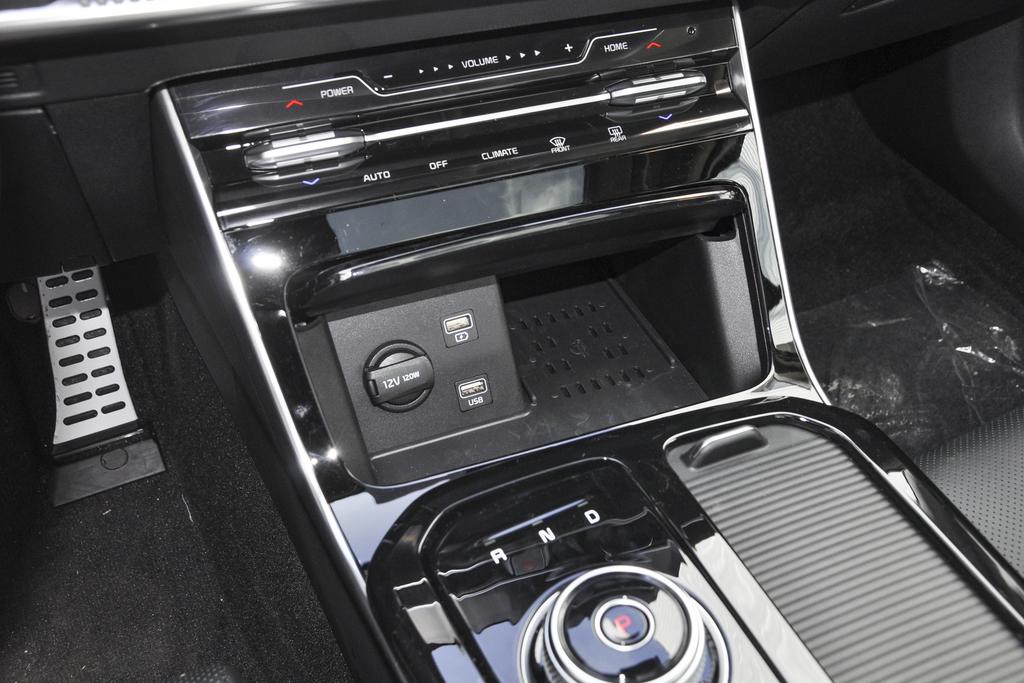 全新起亚k5深度测评,新起亚k5值得等么