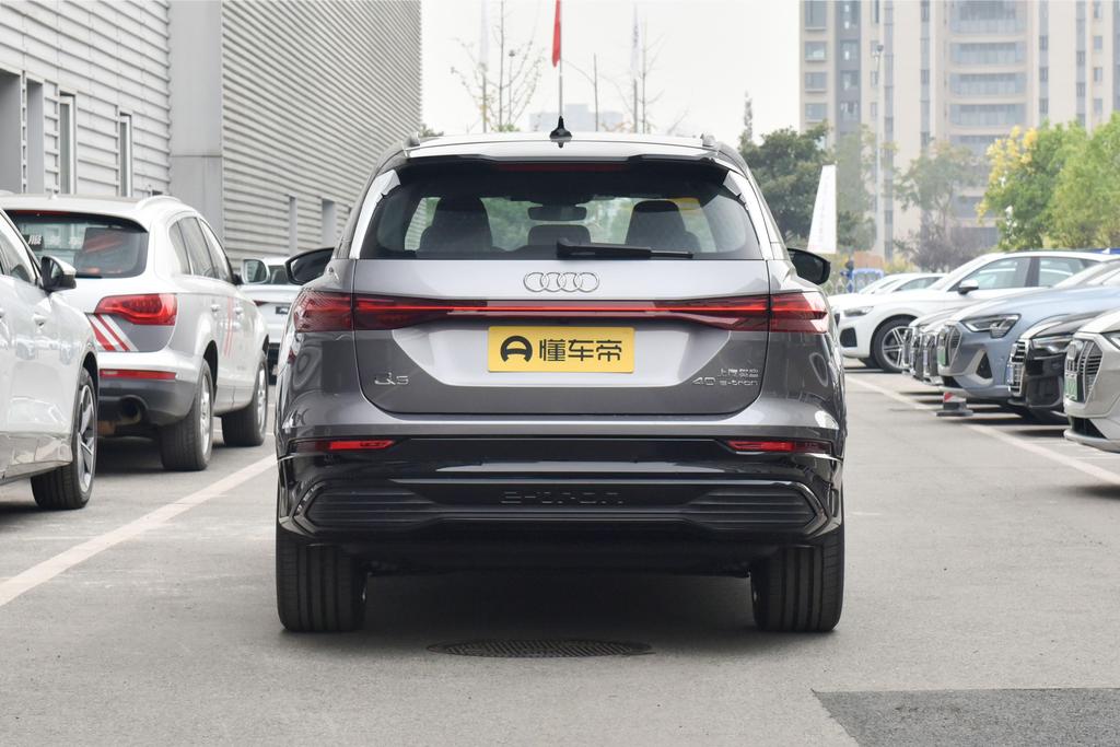 奥迪q5e-tron2024年落地价,2024款奥迪q5etron什么时候上市