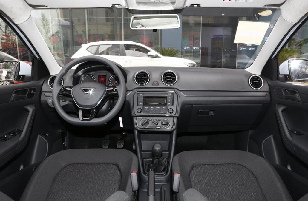 6.58万！体验捷达VA3，1.5L动力，油耗5.7L