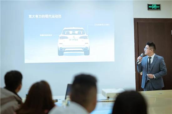 达州宝诚新BMWX5万源鑫达温泉体验之