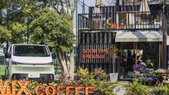 maxusv70新款试驾视频,上汽大通maxusv70多少钱