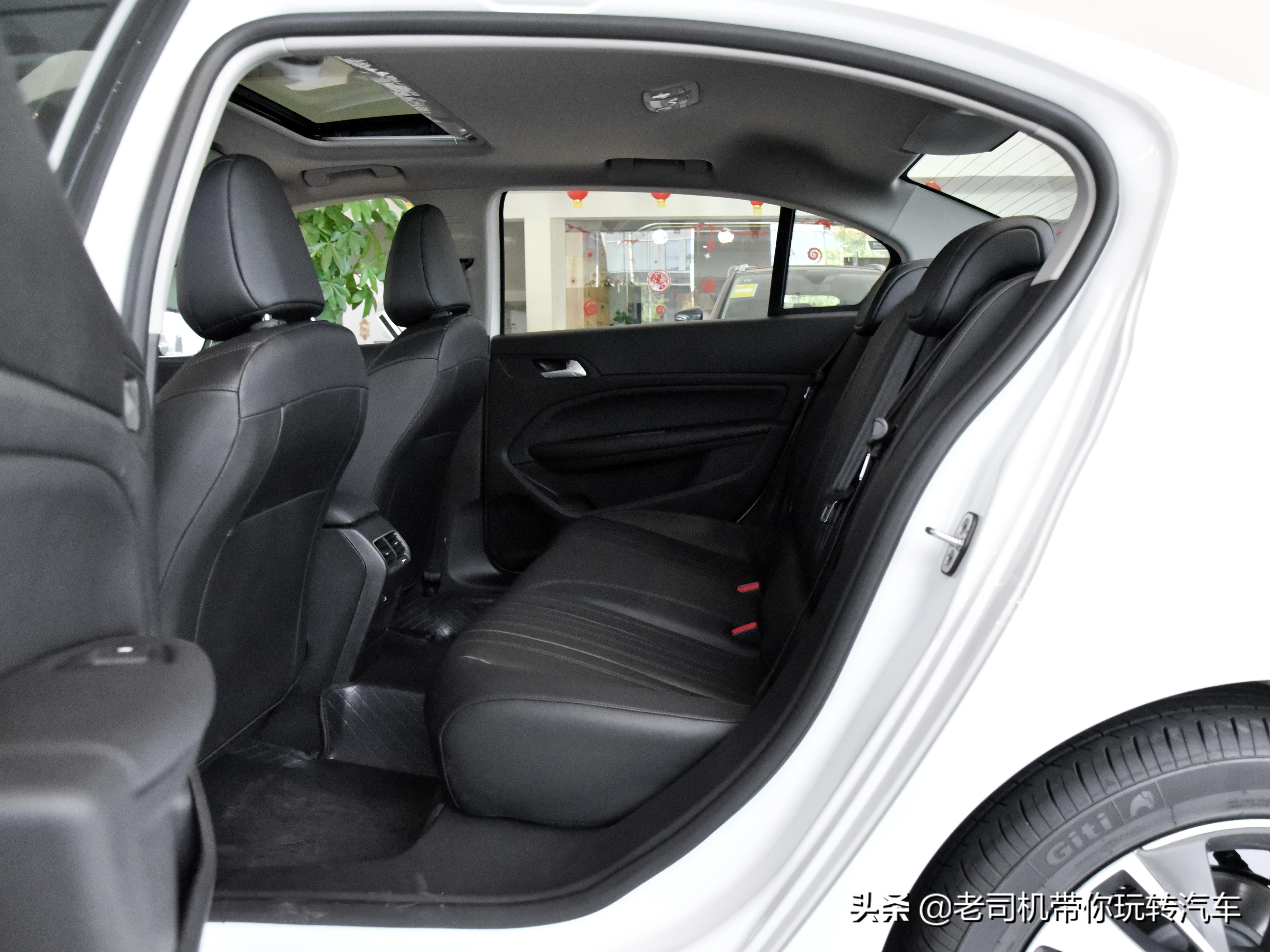 标致新408是a级车的标杆吗,法系车逆袭2023版标致408插混