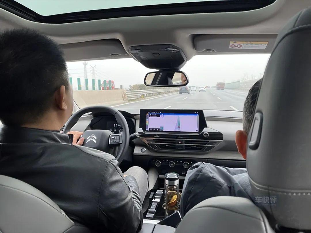 23款凡尔赛c5x各方面怎么样,法系最良心的三款凡尔赛c5x车