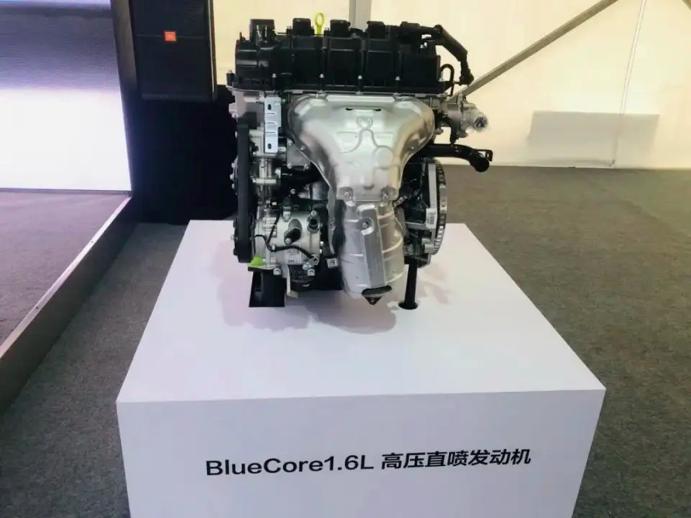 长安逸动1.4t蓝鲸版尊贵评测,长安逸动1.4t蓝鲸真实油耗几毛