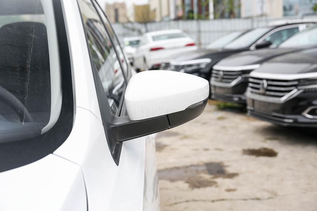 桑塔纳时尚版,桑塔纳时代骄子怎么样