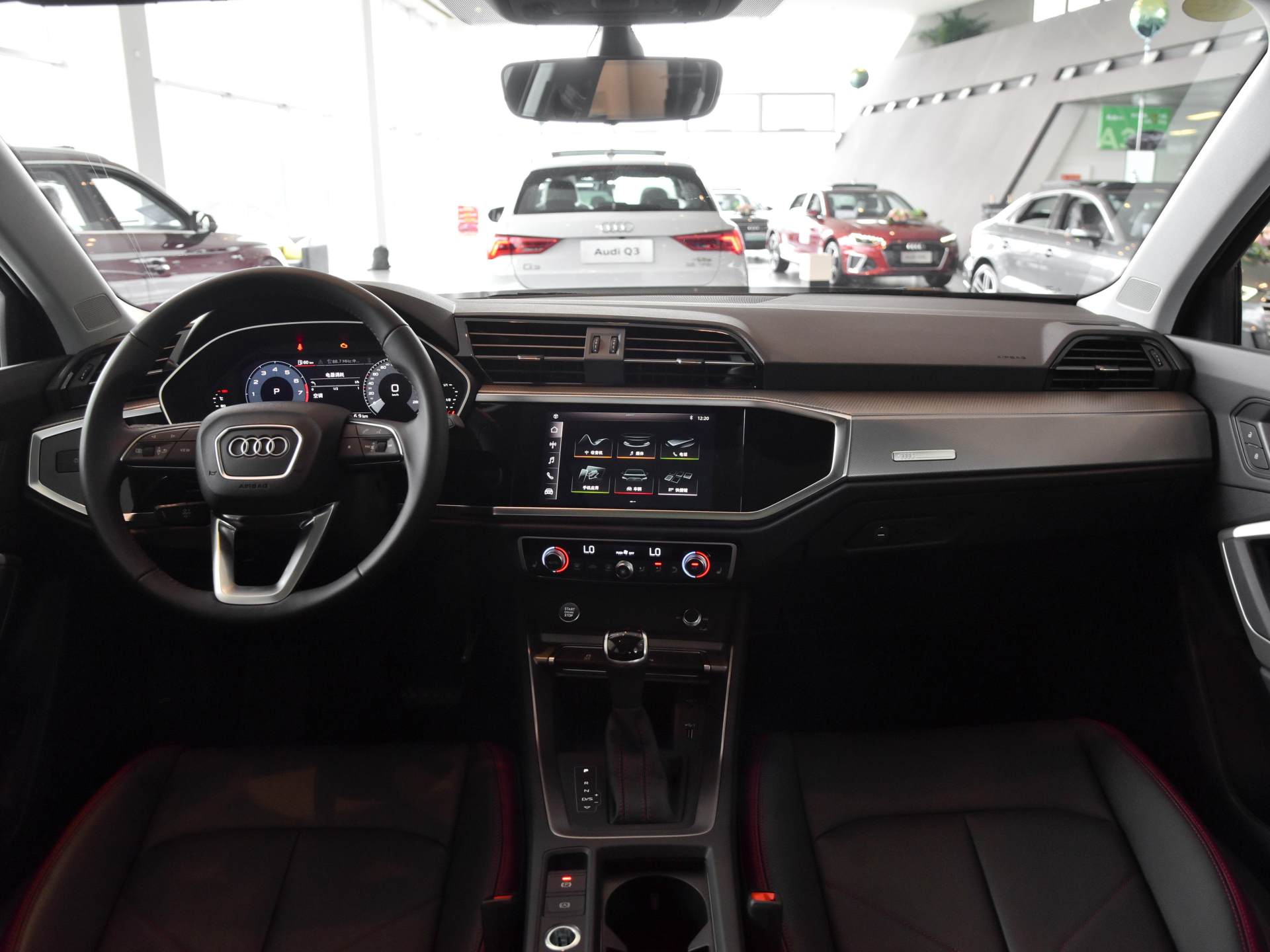 豪华入门suv奥迪q2l,奥迪q345tfsiquattro真实油耗