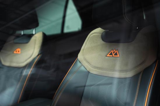 新款福特探险者昆仑版,豪华探险者