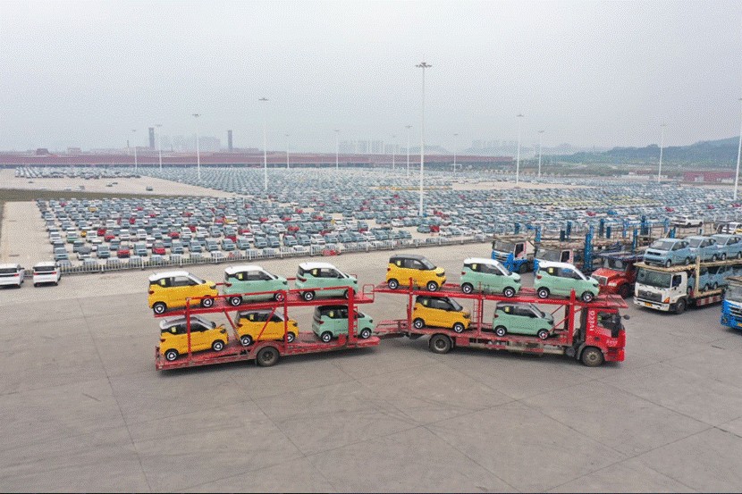 五菱宏光miniev马卡龙电池怎么选,五菱宏光miniev马卡龙三元锂电池