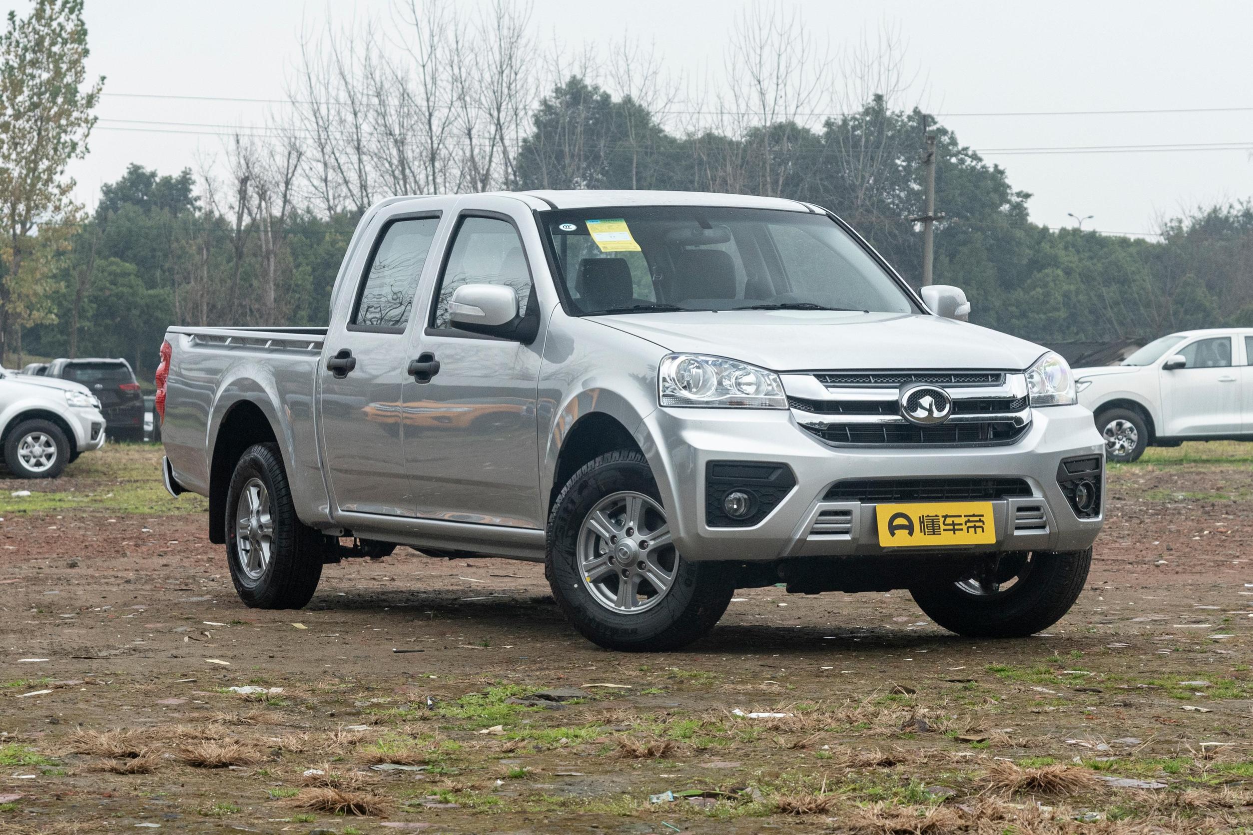 长城风骏5柴油2.8t一公里油耗几毛,长城皮卡风骏5柴油2.0t多少钱啊