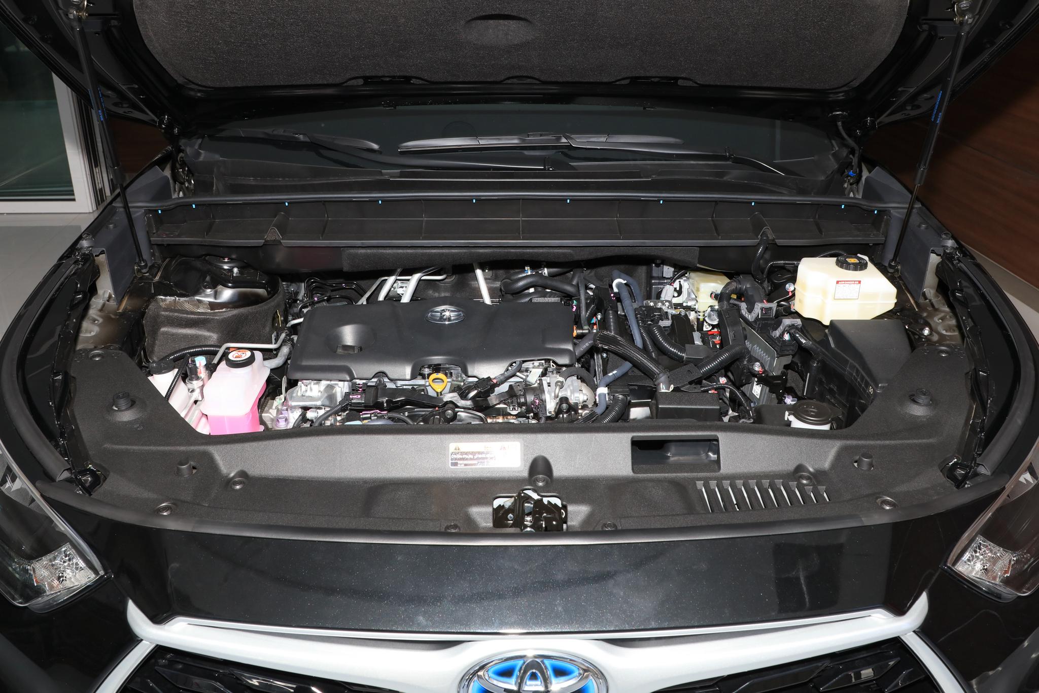 买汉兰达是买2.0t还是买3.5自吸好,汉兰达2.0t相当于自吸多大排量