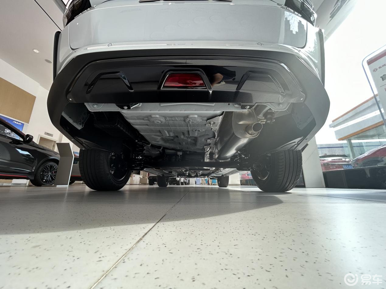 东风风神奕炫2021款后备箱,东风风神奕炫max后备箱