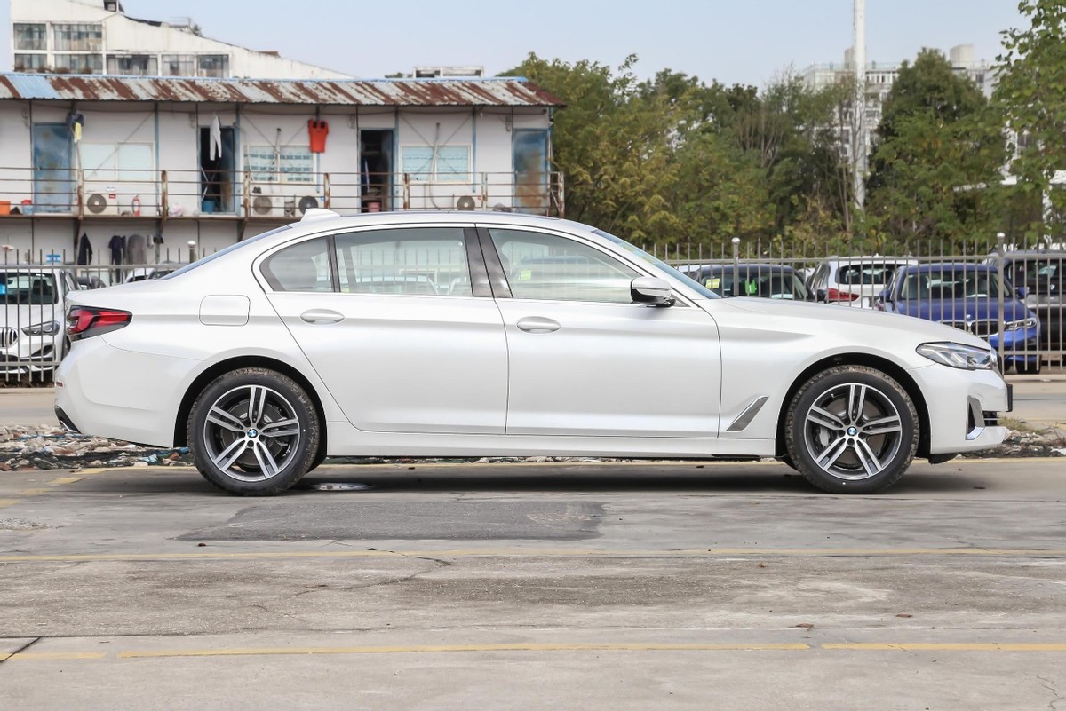 全新宝马530li概念车,超豪华行政轿车