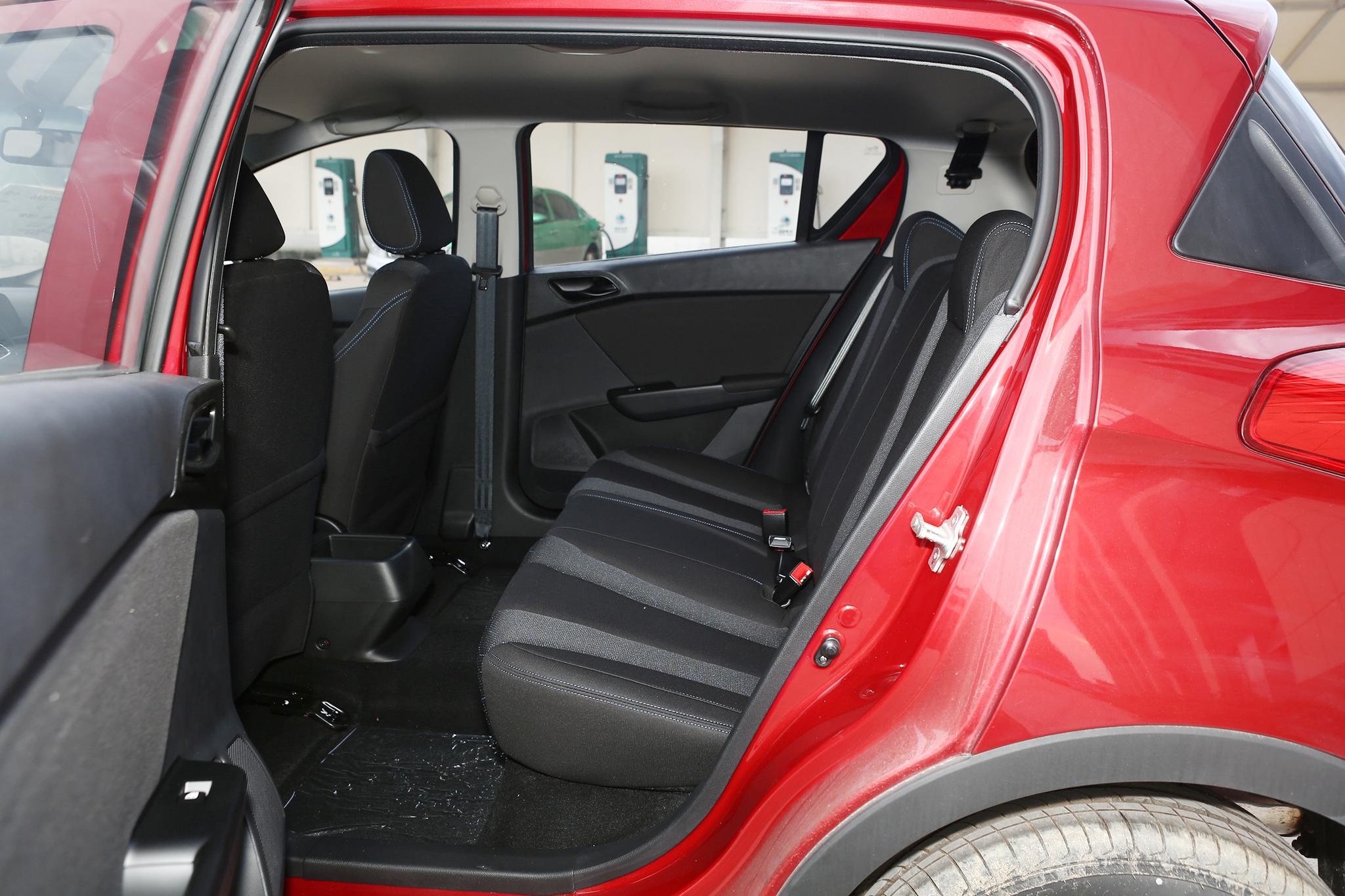 2018年买的宝骏310手动挡是哪一款,选一款好开耐用的性能车