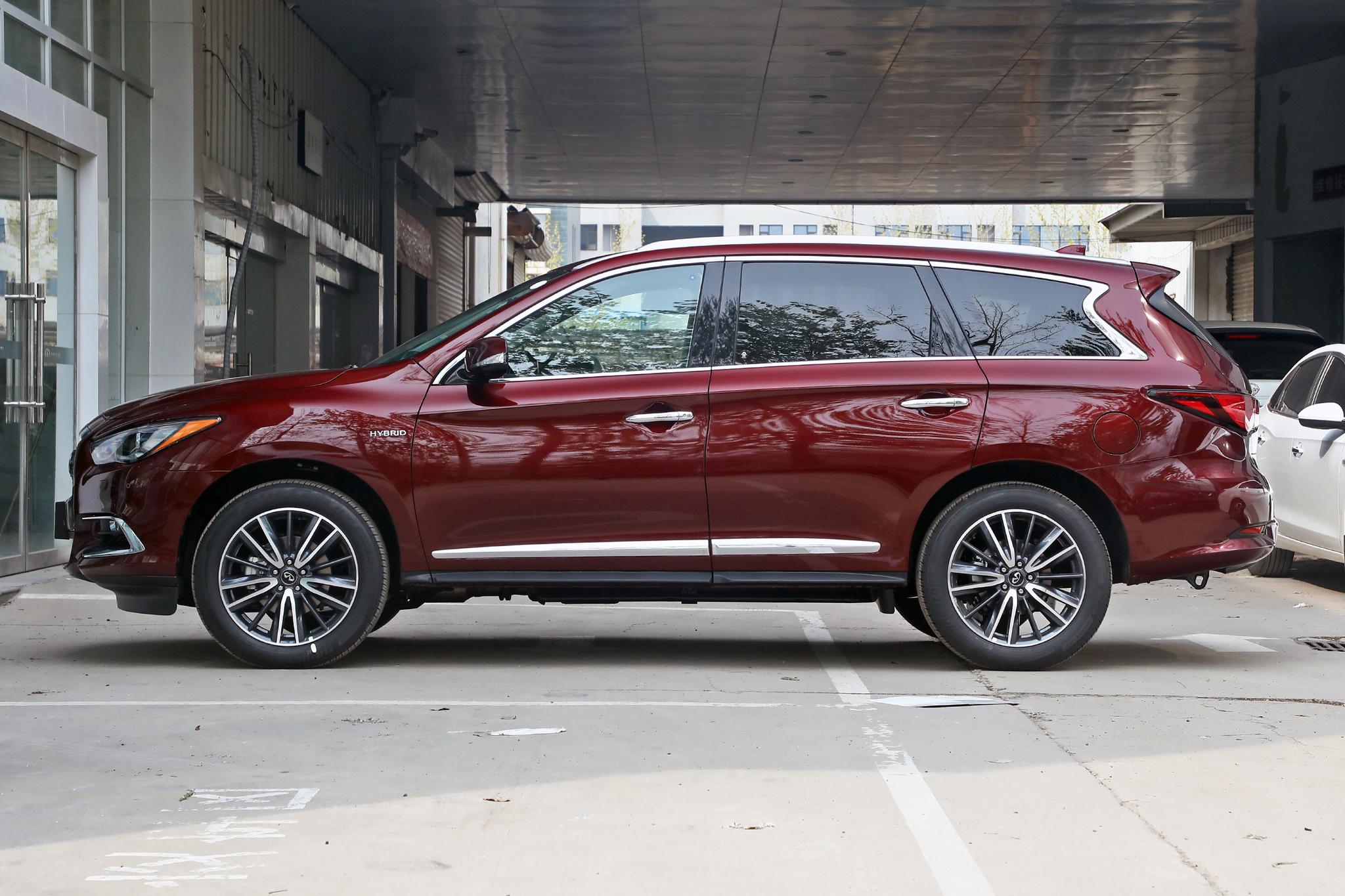 新款英菲尼迪qx60顶配测评,新款英菲尼迪qx60有油电混合车吗