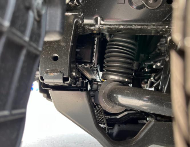 普拉多2.8t柴油发动机号,新款普拉多2.8t中国价格