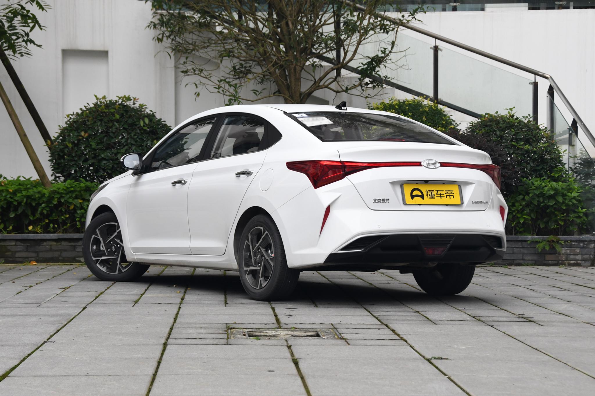 现代悦纳自动挡真实油耗,现代悦纳2020试驾油耗