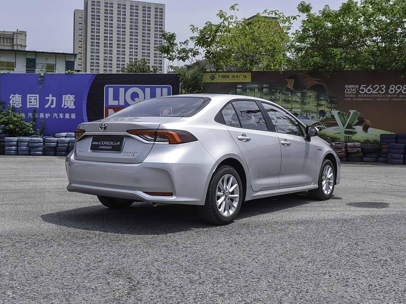 轩逸2022款e-power对比卡罗拉双擎,轩逸e-power和14代新轩逸哪个值得买