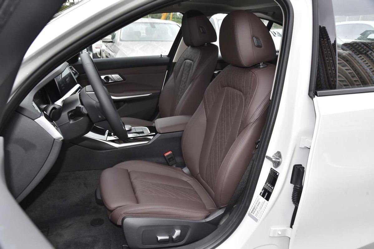 3系320li长轴曜夜试驾感受,3系320li运动套装真实成交价