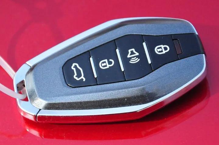 捷途x70plus对比捷途x90plus,捷途x70plus对比长安欧尚x7plus