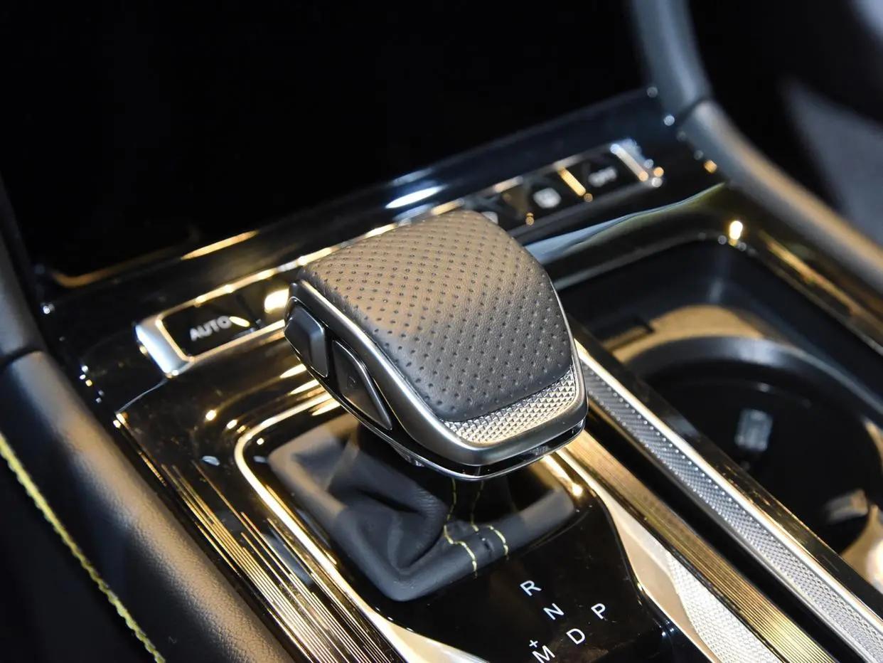 车长超过5米的车便宜,车长近5米才8万多起卖