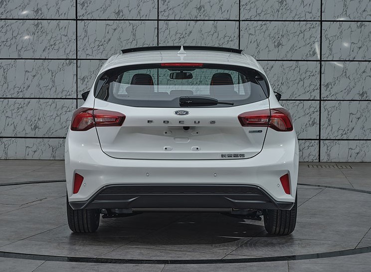 最新长安福特福克斯两厢,长安福特福克斯两厢2019款