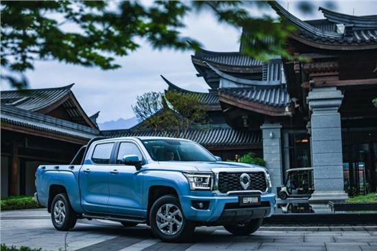 时尚商用皮卡金刚炮震撼上市,长城金刚炮皮卡多少钱一台