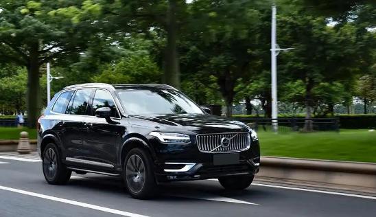 在纯电豪华SUV和XC90里选一个你选谁